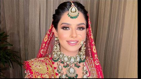 Indian Wedding Makeup Red Saubhaya Makeup