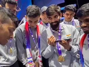 Thomas Cup Pm Narendra Modi Anurag Thakur Abhinav Bindra Hail Men S