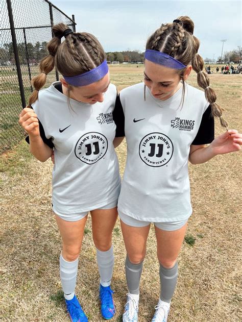 Twinnnn Soccer Hair Cute Sporty Hairstyles Football Hairstyles