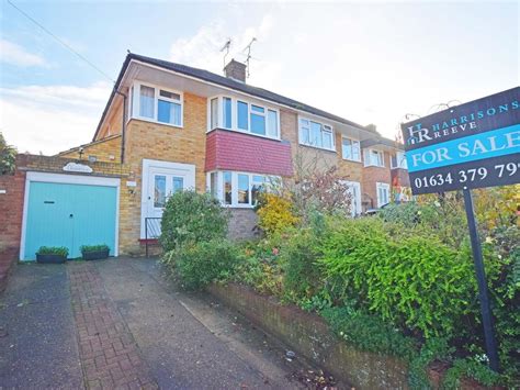 3 Bed Semi Detached House For Sale In Maidstone Road Rainham