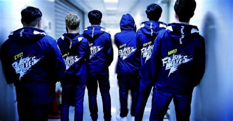 Liên Minh Huyền Thoại Lần Thứ 4 Liên Tiếp Flash Wolves Lên Ngôi Vô