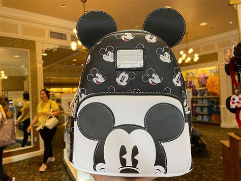 Loungefly Mickey Mouse Backpack Disney Parks Exclusive Munimorogobpe