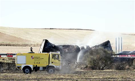 El incendio de un camión causa cuatro kilómetros de retenciones en la A