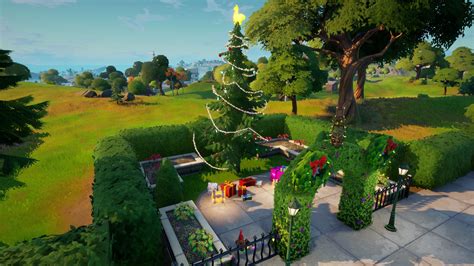 Fortnite Holiday Trees locations: Where to dance at different Holiday ...