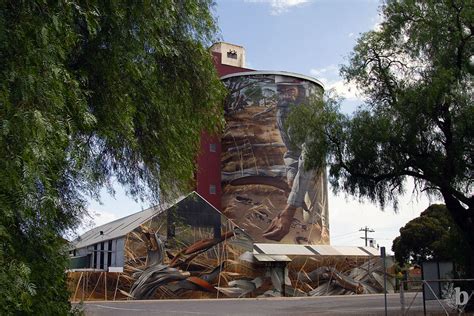 Ultimate Guide To The Silo Art Trail In Victoria With Map Birdgehls