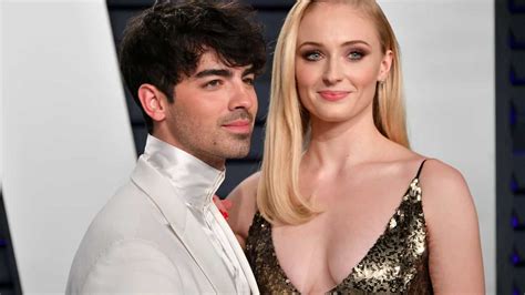 A Estrela Do Casamento De Joe Jonas E Sophie Turner Foi Mesmo O Seu C O