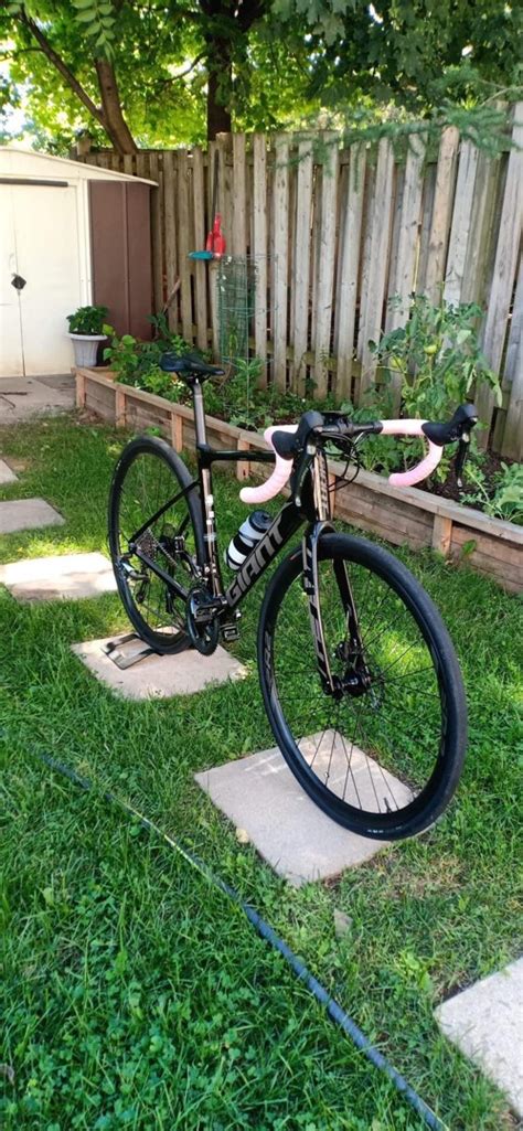 GIANT DEFY ADV 3 CARBON 2020 Model On Carousell