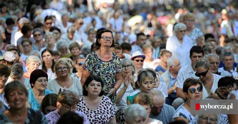 Pielgrzymka Kobiet Do Piekar L Skich Biskup M Wi O Pogardzie