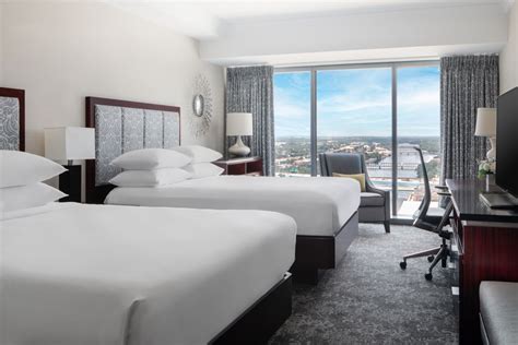 River View Rooms Amway Grand Plaza