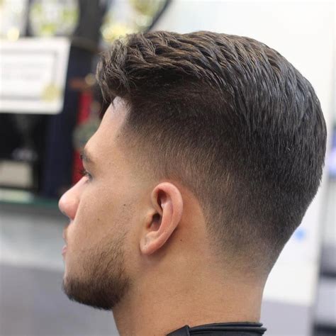 Corte De Hombre Desvanecido Corte De Pelo Estilo Patito