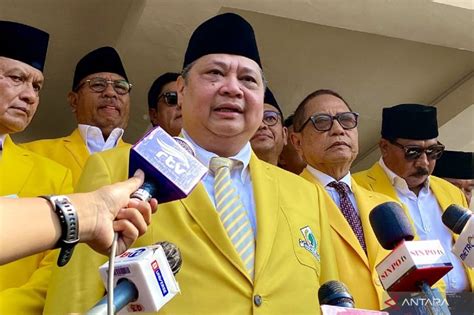 Santer Isu Gibran Masuk Golkar Airlangga Hartarto Buka Suara Jpnn