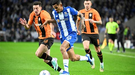 Fc Porto Vence Shakhtar No Drag O E Est Nos Oitavos De Final Da Liga