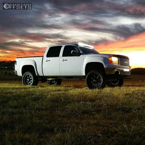 2008 Gmc Sierra 2500 Hd With 20x9 1 Fuel Throttle And 30555r20 Mickey Thompson Baja Boss Mt And