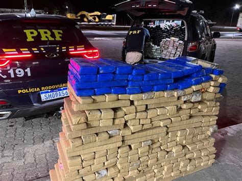 Polícia Rodoviária Federal apreende meia tonelada de maconha após