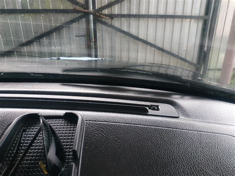 Запотевания пассажирского стекла — Lada Приора седан, 1,6 л, 2009 года ...