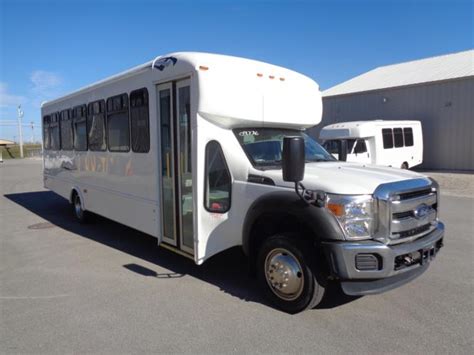 2016 Starcraft Ford F550 32 Passenger Shuttle Bus