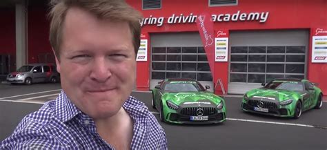 Famous YouTuber Gives Chase To Mercedes Benz AMG GT R On The