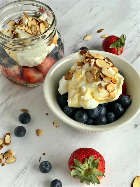 Berry And Greek Yogurt Parfait Gitta S Kitchen