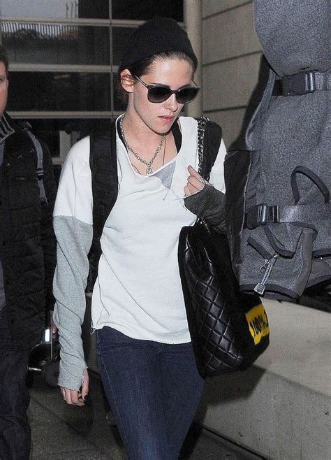 Kristen Stewart Casual Style - LAX Airport, January 2015 • CelebMafia