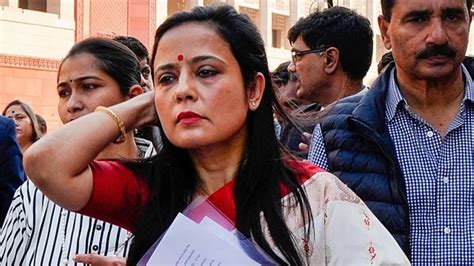 Lokpal Orders CBI To Probe Cash For Query Charge Against Mahua Moitra