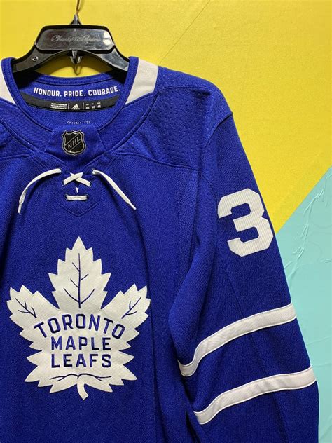 Nhl Toronto Maple Leafs #34 Mathews Hockey Jersey | Boardwalk Vintage