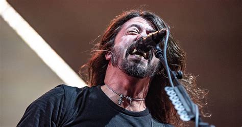 Dave Grohl Reconhece Que Canta Mal E Conta Como Superou Isso