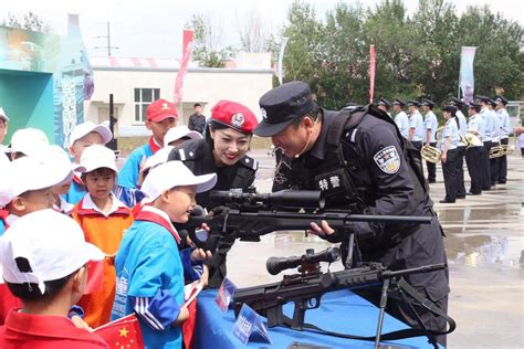 【全国特警警营开放日】携手“童”行——小小少年走进哈尔滨特警警营凤凰网黑龙江凤凰网