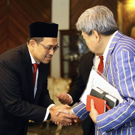 Sorotan Naib Canselor Upm Menghadap Tuanku Canselor