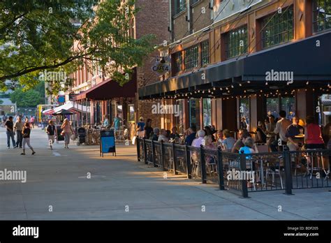 Market Square Shopping And Dining Area In Downtown Knoxville Stock