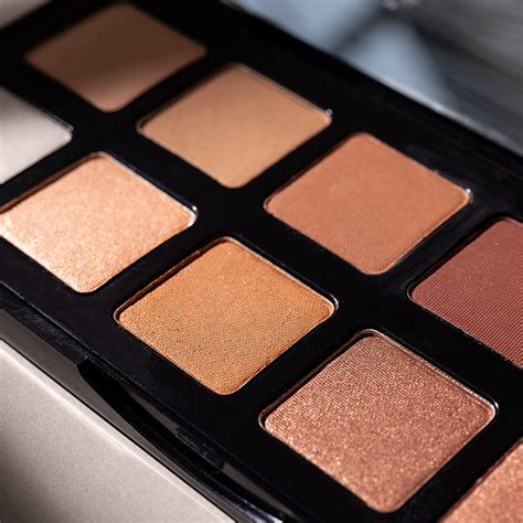 Lune Aster Paleta De Sombras De Ojos Kaleidoscopic Nudes Define Y