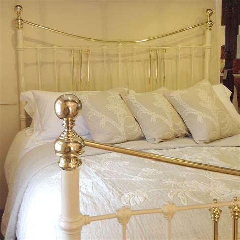 American Queen Size Cream Brass And Iron Bedstead At 1stdibs