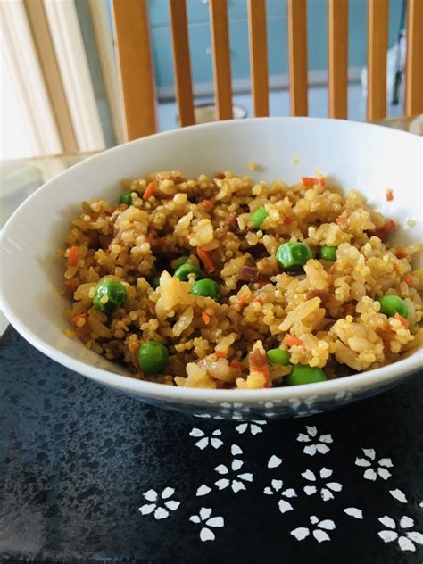 【小美版春天的烩饭—豌豆胡萝卜腊肠烩饭的做法步骤图】秋水伊人 198下厨房