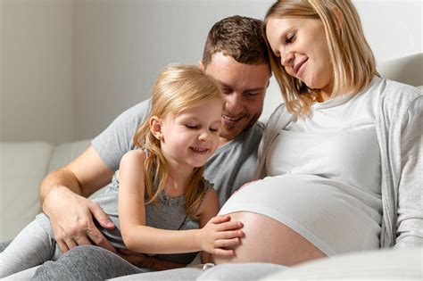 Dolazak Bebe Kako Pomo I Starijem Djetetu Da Se Prilagodi Na Promjenu