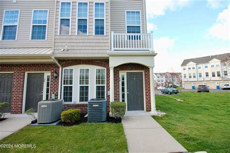 40 Kyle Drive Tinton Falls Nj 07712 See Est Value Schools And More
