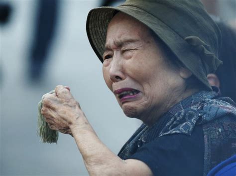 Hiroshima Marks 70th Anniversary of Atom Bomb With Prayers and Tears ...