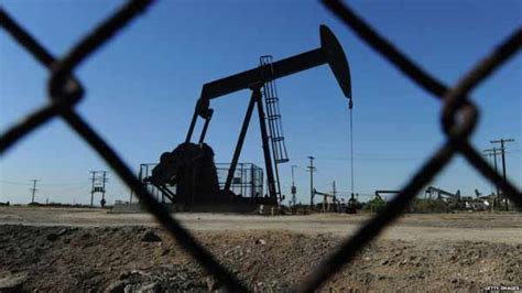 Oil Price Falls To Lowest Level Since 2009