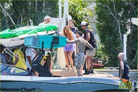 Shakira Enjoys A Boat Day With F Driver Lewis Hamilton Amid Tom Cruise