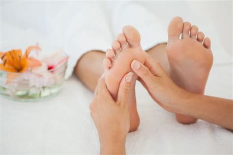 Premium Photo Woman Receiving A Foot Massage