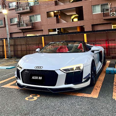 R8スパイダーのaudi・audi R8・audi R8 スパイダー・r8スパイダーに関するカスタム事例｜車のカスタム情報はcartune