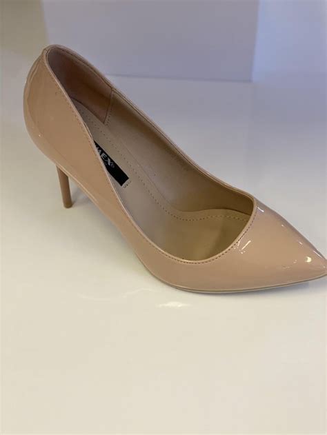 DAMES PUMPS NUDE Bol