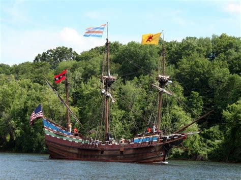 Replica of Henry Hudson's Ship, Half Moon, Sails Connecticut ...