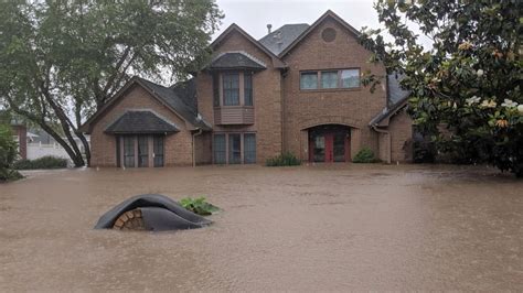 Flooding Continues To Pose Threat To Communities Along Mississippi