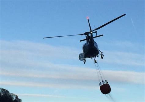 Vasto Incendio A Muravera In Azione Un Elicottero