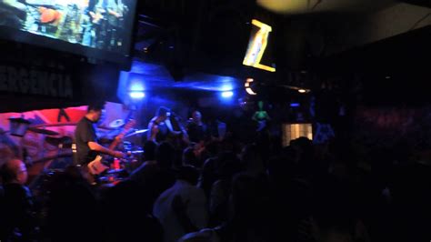 Banda Aco Stica Tocando No Sebas Rock Bar E Levantando A Galera Youtube