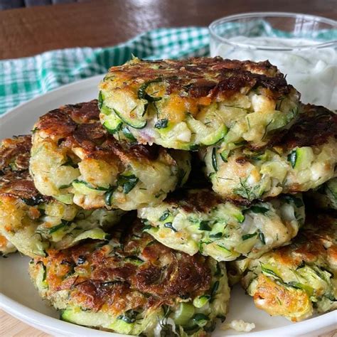 Greek Zucchini And Feta Fritters Kolokithokeftedes The Global Homecook