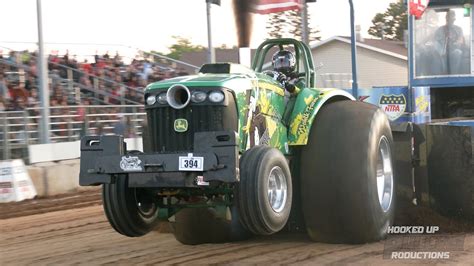 Light Limited Super Stocks Light Super Stock Tractors Pulling In