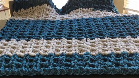 How To Hand Knit A Chunky Blanket Using The Ribbing Stitch Youtube