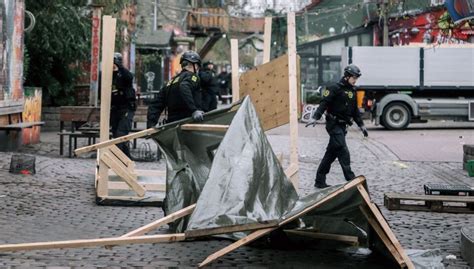 Politi Vil Straffe K Bere Og S Lgere Af Hash P Christiania H Rdere