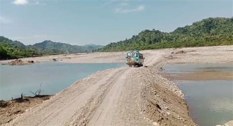 Dinas Pupr Ntt Bangun Jalan Darurat Untuk Seberangi Kali Termanu Dan