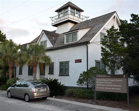 Sullivan's Island Lighthouse - SullivansIsland.com